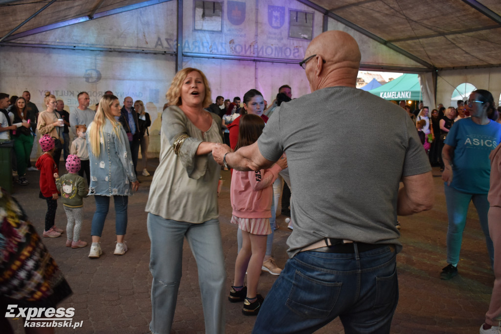 Majówka w rytmie disco w Ostrzycach