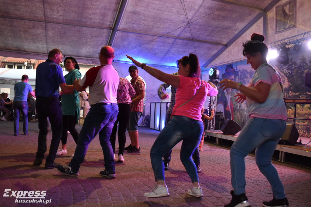 Majówka w rytmie disco w Ostrzycach