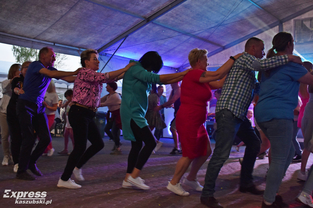 Majówka w rytmie disco w Ostrzycach