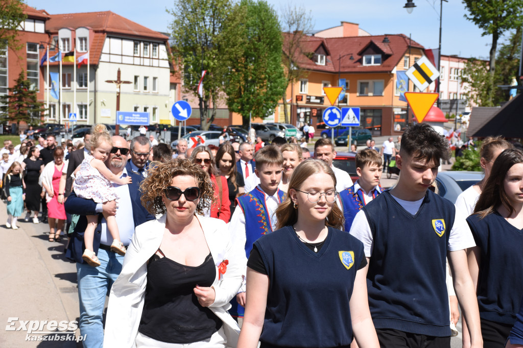 Obchody Święta 3 Maja w Sierakowicach