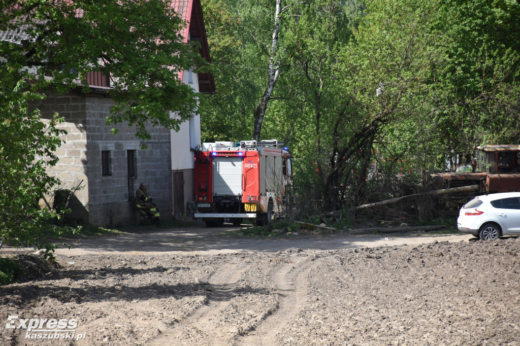 Kołodzieje. Pożar na terenie gospodarstwa