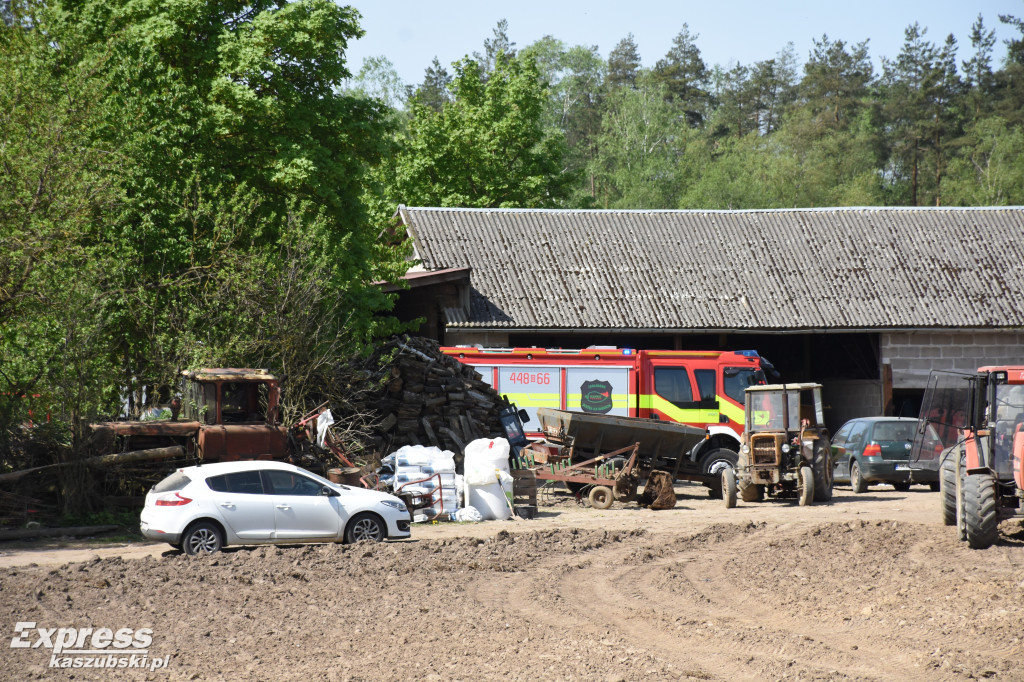 Kołodzieje. Pożar na terenie gospodarstwa