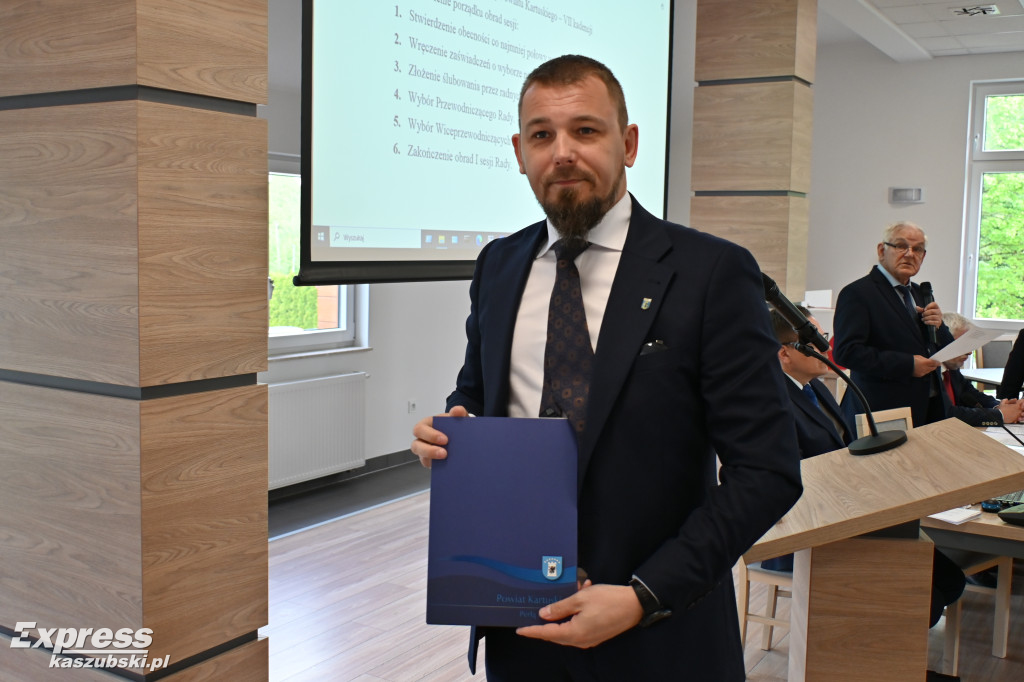 Pierwsza sesja Rady Powiatu Kartuskiego