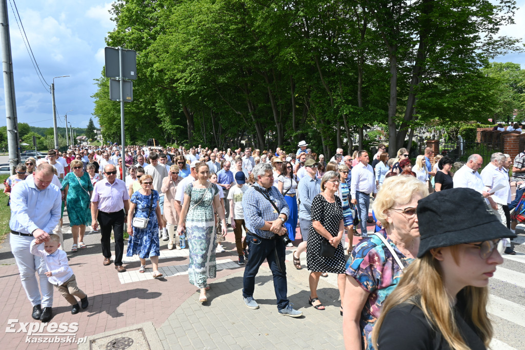 Uroczystość Bożego Ciała w kartuskiej kolegiacie