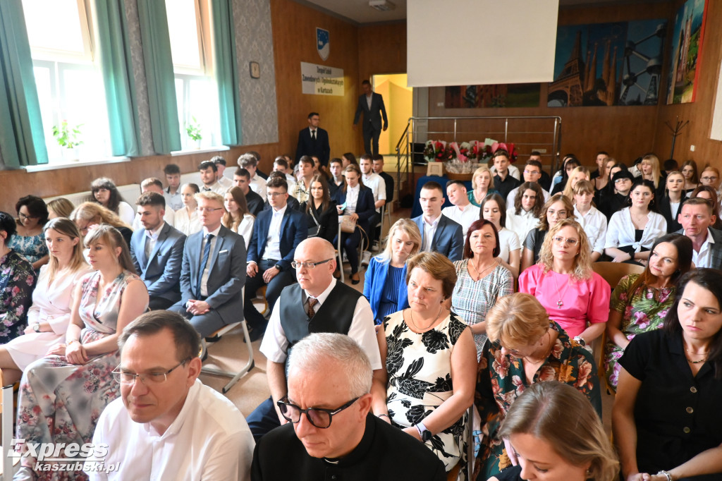 Pożegnanie absolwentów 