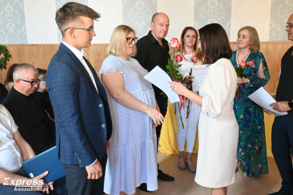 Pożegnanie absolwentów 
