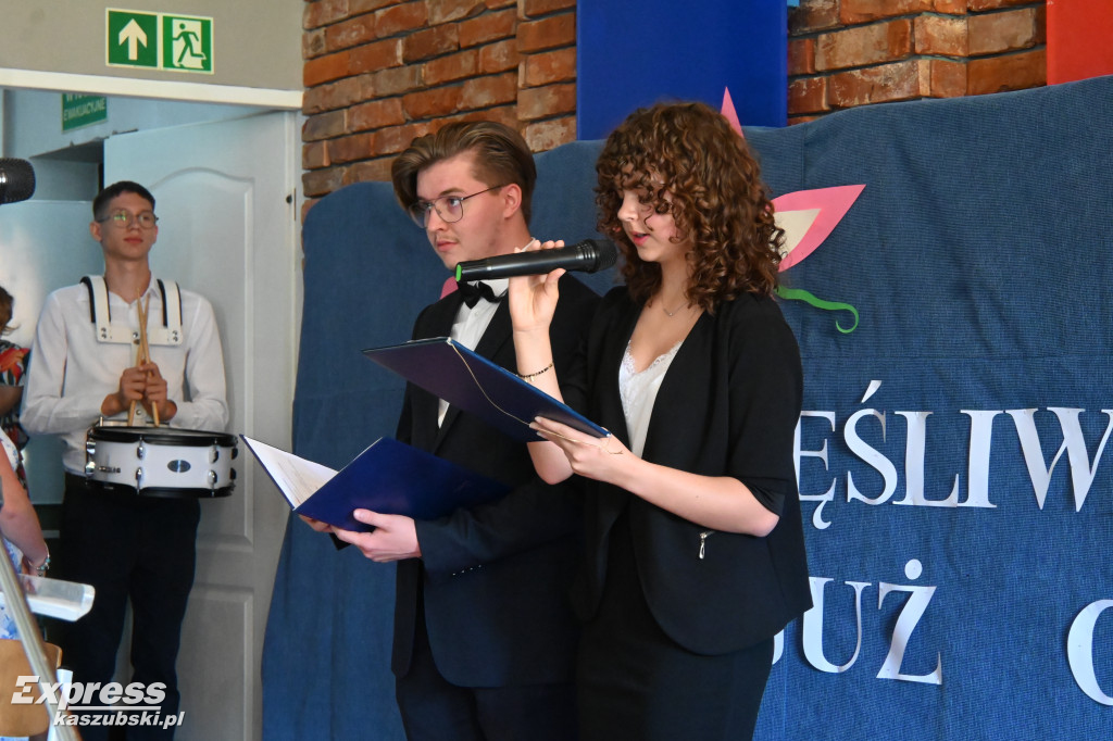 Pożegnanie absolwentów 