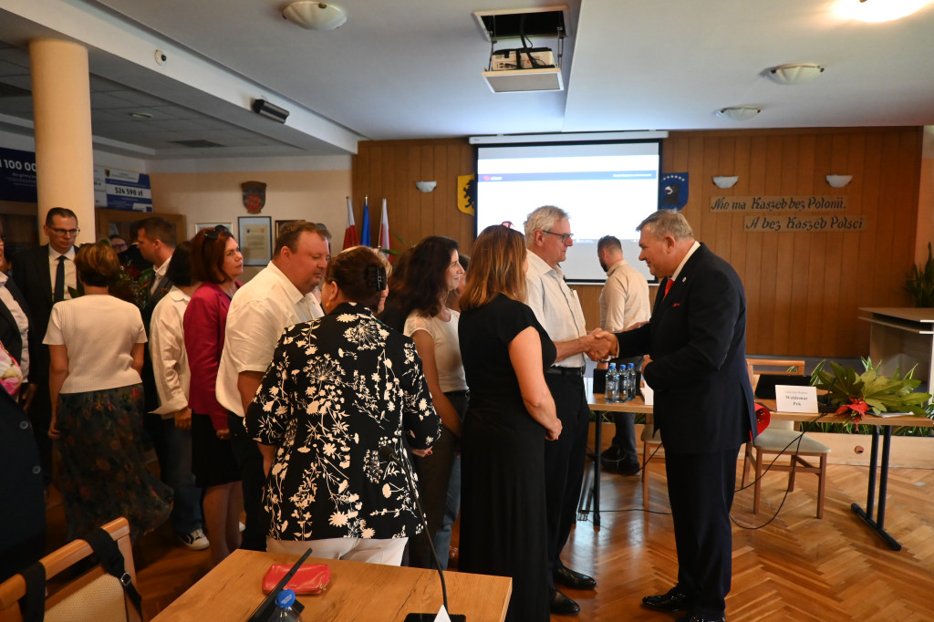 Absolutorium i wotum zaufania dla burmistrza Kartuz