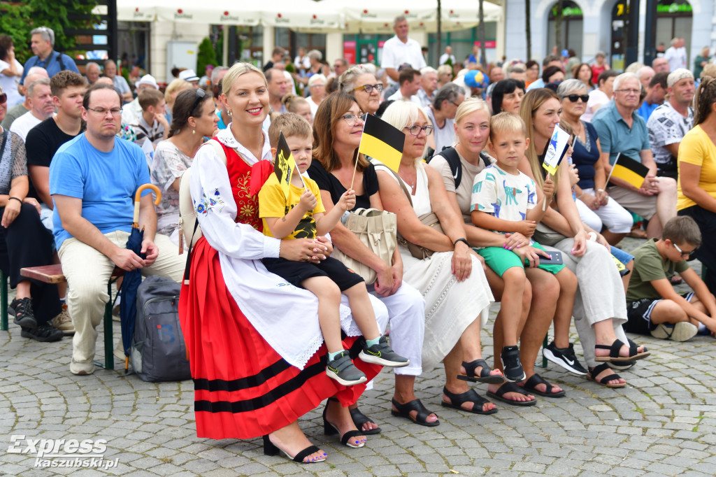 Dzień Flagi Kaszubskiej w Kartuzach