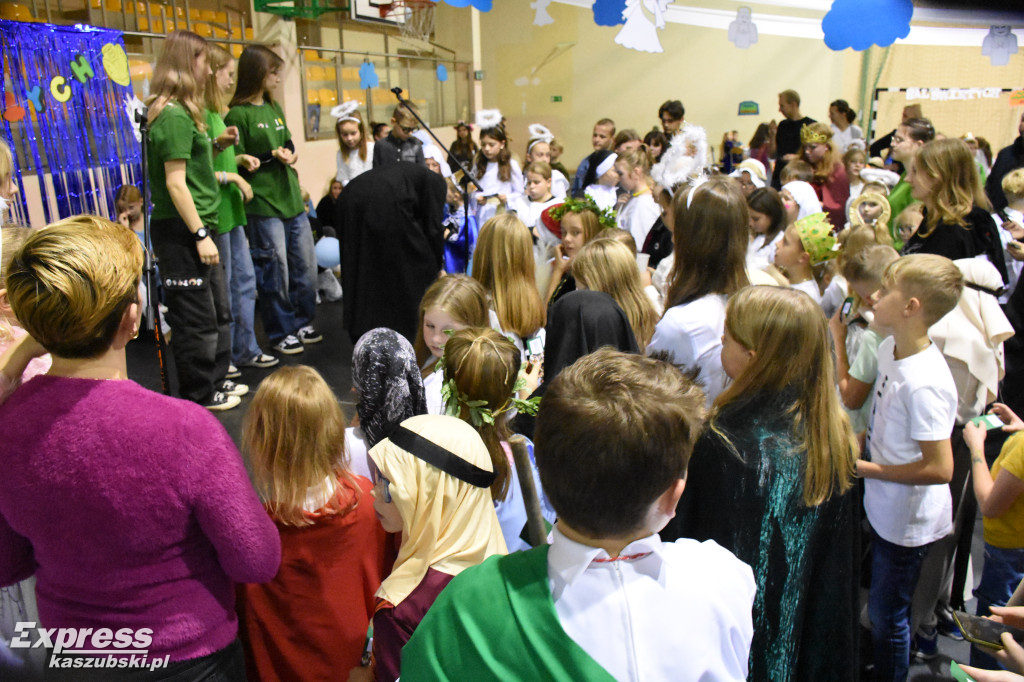 Bal Wszystkich Świętych w Sierakowicach