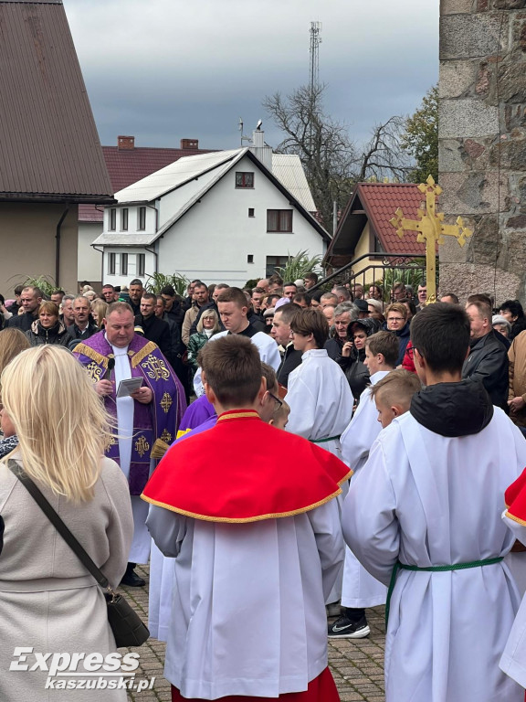 Dzień Wszystkich Świętych w Gowidlinie