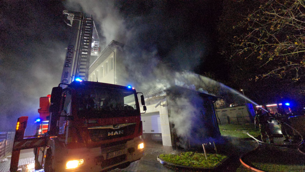 Pożar budynku Urzędu Skarbowego - akcja gaśnicza