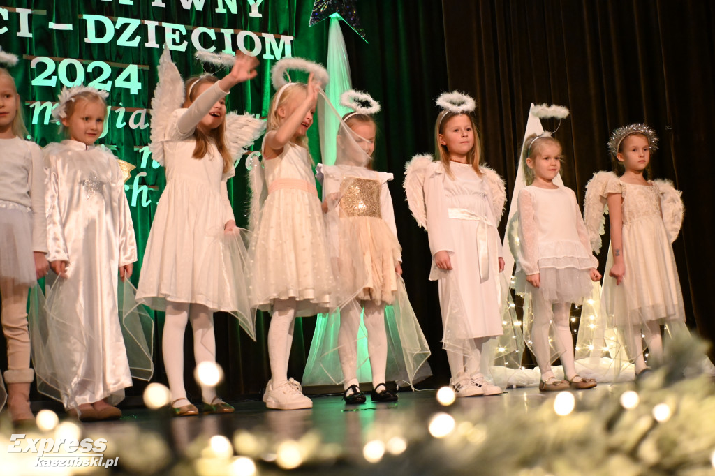 Koncert Dzieci Dzieciom w SP nr 2