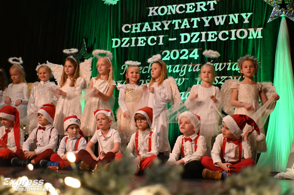 Koncert Dzieci Dzieciom w SP nr 2