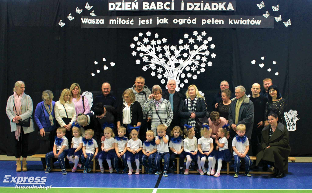 Dzień Babci i Dziadka w SP w Kiełpinie