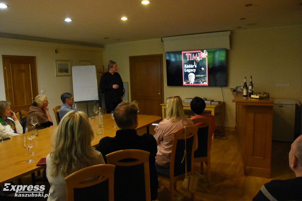Chris Niedenthal w Kania Lodge