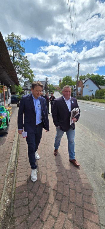 Samorządowcy zachęcają do głosowania na Rafała Trzaskowskiego