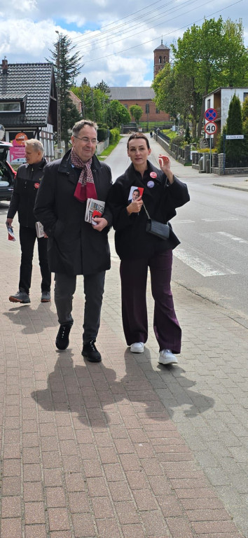 Samorządowcy zachęcają do głosowania na Rafała Trzaskowskiego