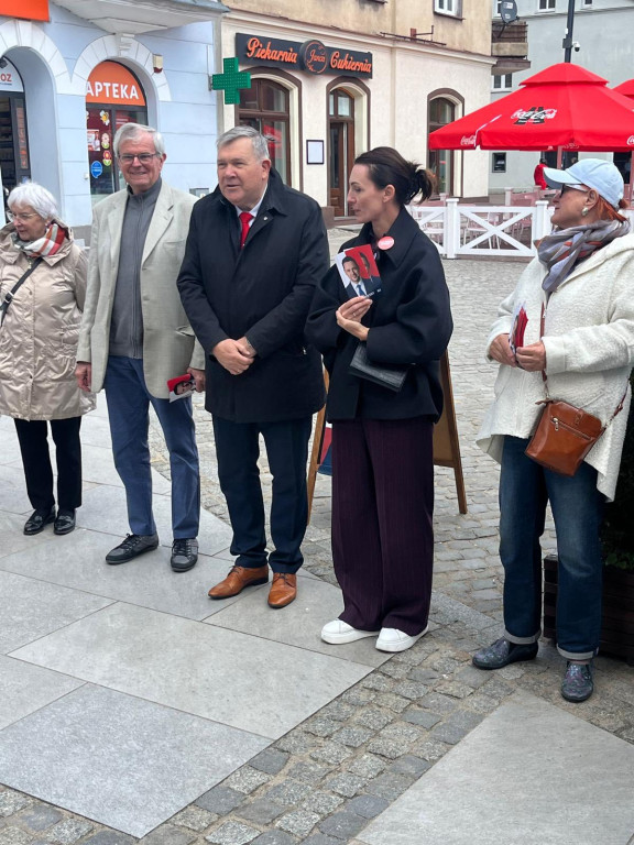 Samorządowcy zachęcają do głosowania na Rafała Trzaskowskiego