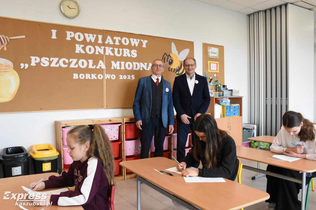 Powiatowy konkurs wiedzy o pszczołach