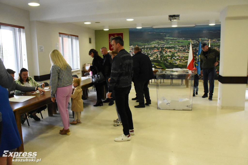Głosowanie w wyborach prezydenckich - Sierakowice