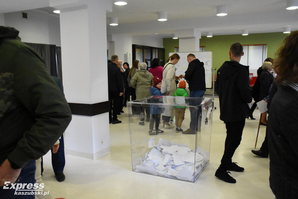 Głosowanie w wyborach prezydenckich - Sierakowice