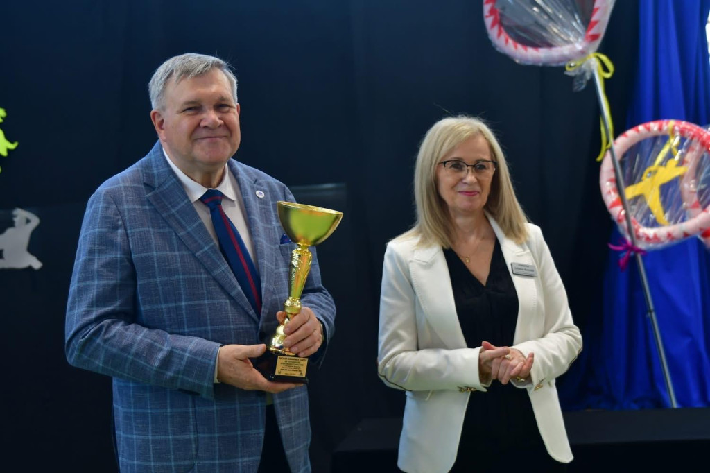 Przegląd zespołów tanecznych w Kiełpinie