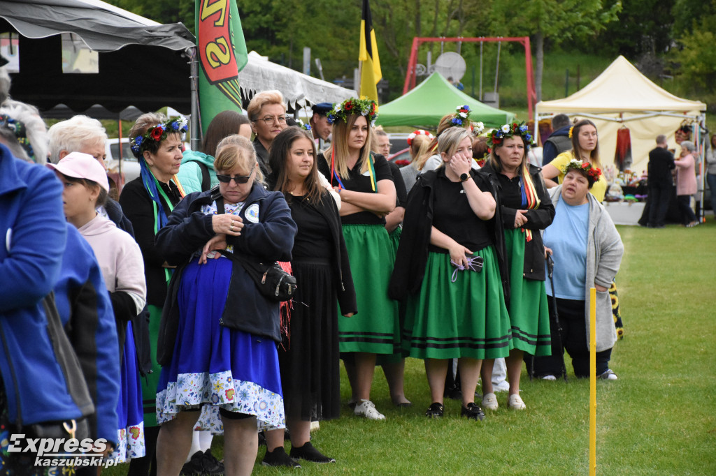Spartakiada KGW i zlot samochodów w Chmielnie
