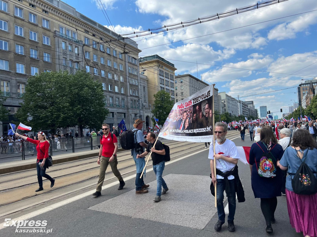 Marsz poparcia Rafała Trzaskowskiego w Warszawie