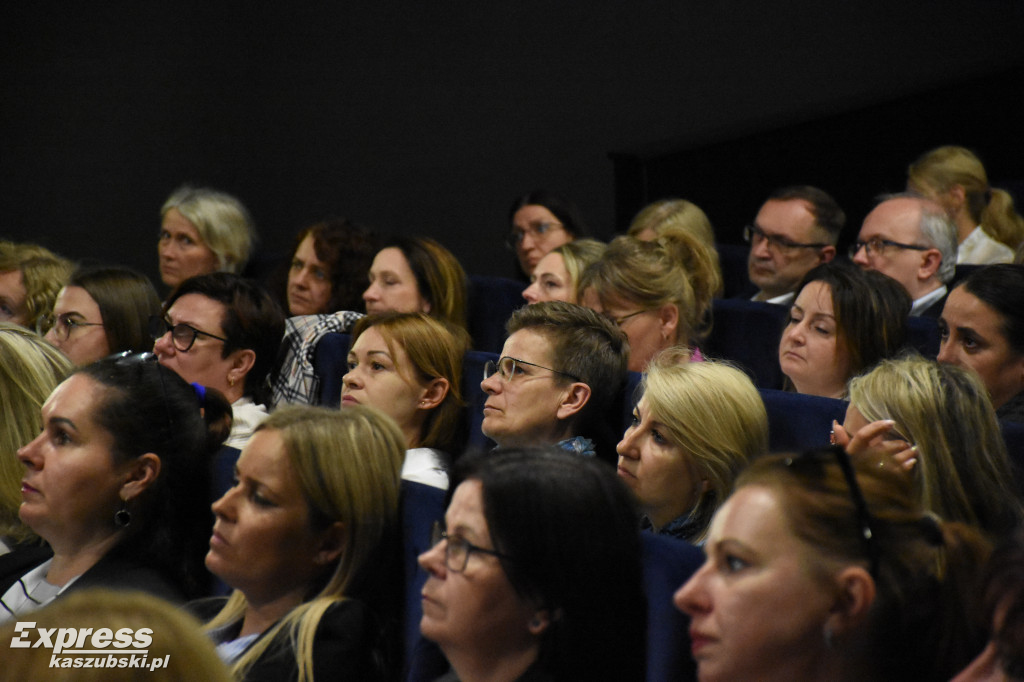 Konferencja Szkoła przyjazna i wymagająca w Kartuzach
