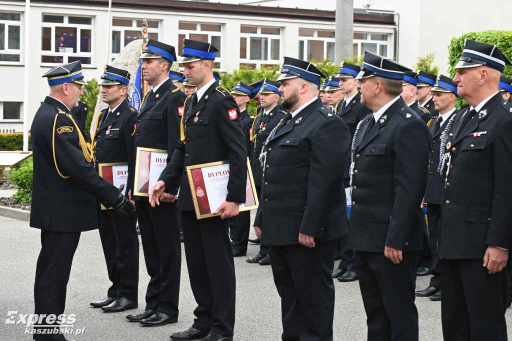 Powiatowe Obchody Dnia Strażaka w Kartuzach
