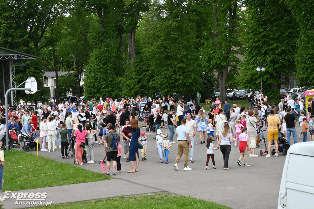 Festyn z okazji Dnia Dziecka w Parku Solidarności