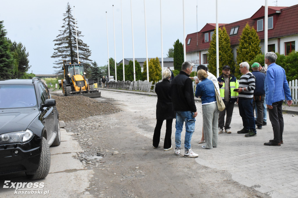 Protest na ul. Polnej w Żukowie