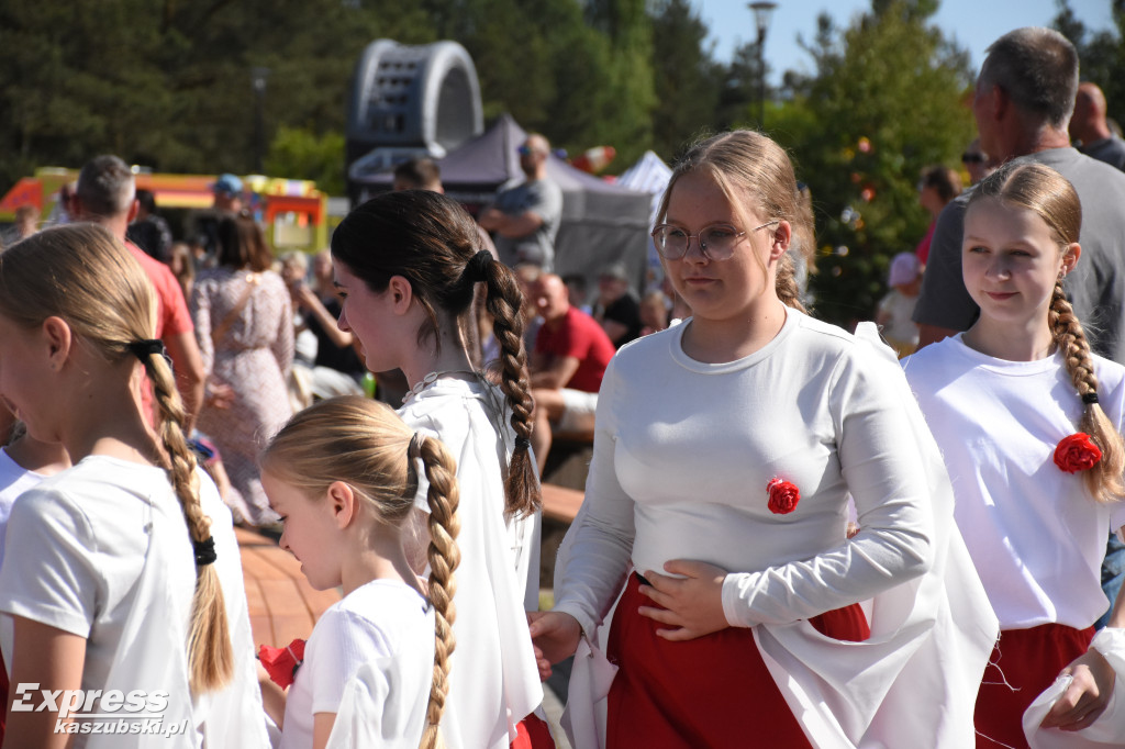 Parada na otwarcie Dni Mieszkańców Gm. Stężyca