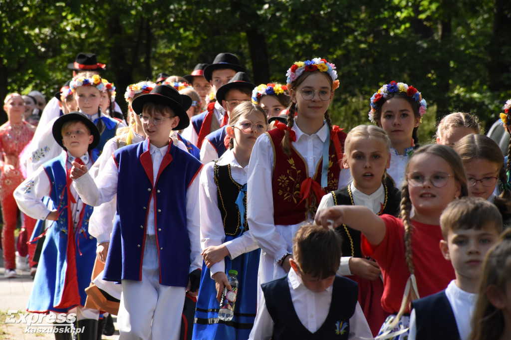 Parada na otwarcie Dni Mieszkańców Gm. Stężyca