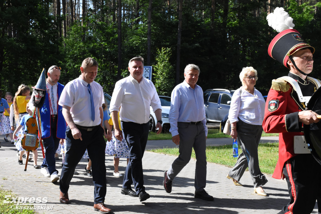 Parada na otwarcie Dni Mieszkańców Gm. Stężyca