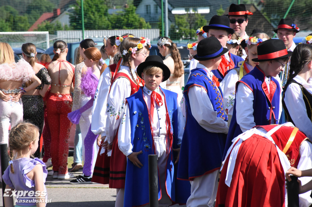 Parada na otwarcie Dni Mieszkańców Gm. Stężyca