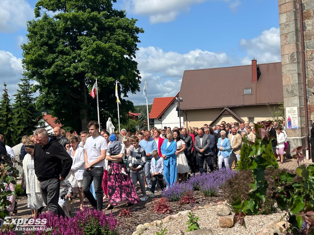 Procesja Bożego Ciała w Gowldlinie