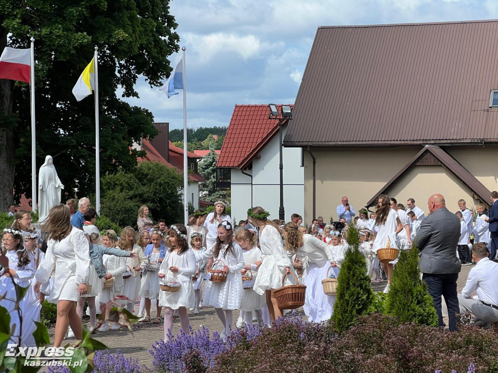 Procesja Bożego Ciała w Gowldlinie