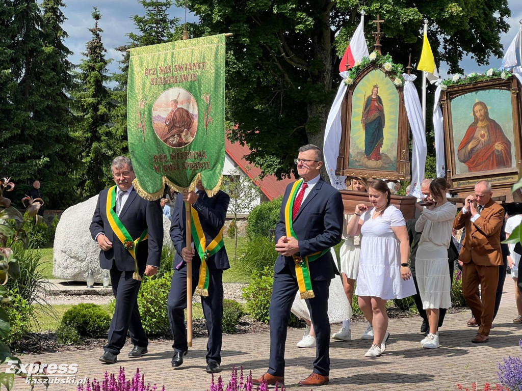 Procesja Bożego Ciała w Gowldlinie