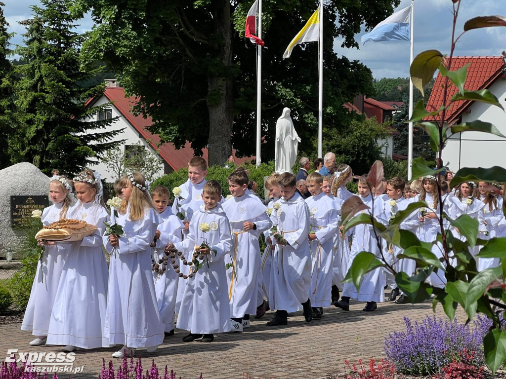 Procesja Bożego Ciała w Gowldlinie