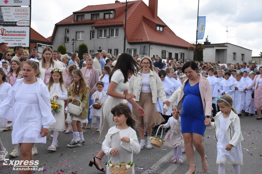 Procesja Bożego Ciała w Sierakowicach