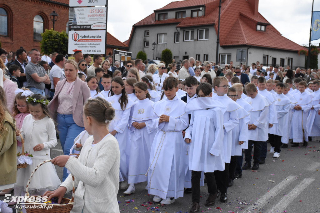 Procesja Bożego Ciała w Sierakowicach