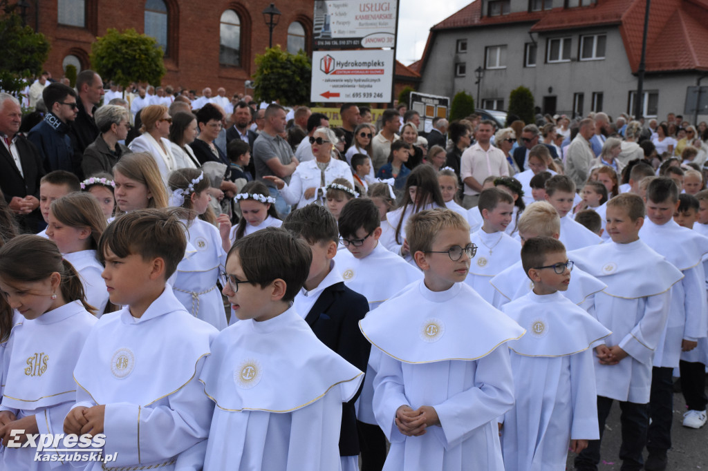 Procesja Bożego Ciała w Sierakowicach