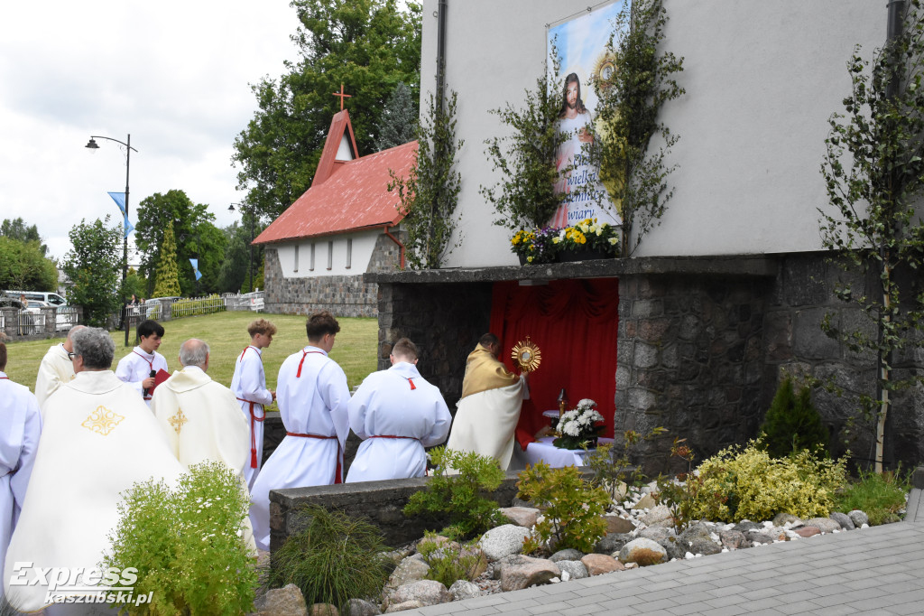 Procesja Bożego Ciała w Sierakowicach