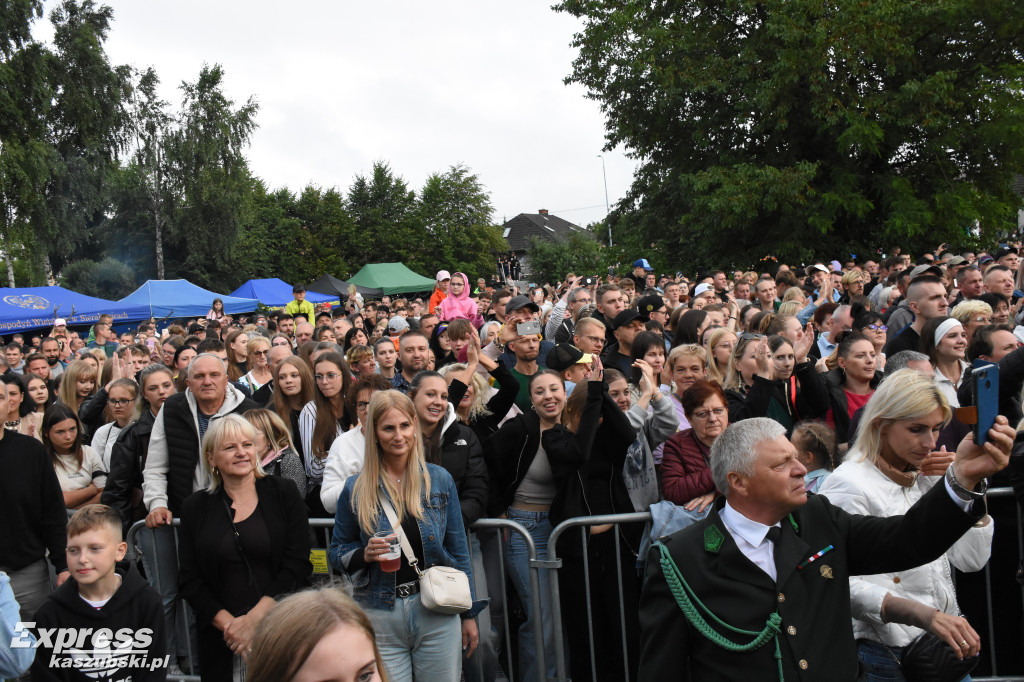 Zespół Baciary w Sierakowicach
