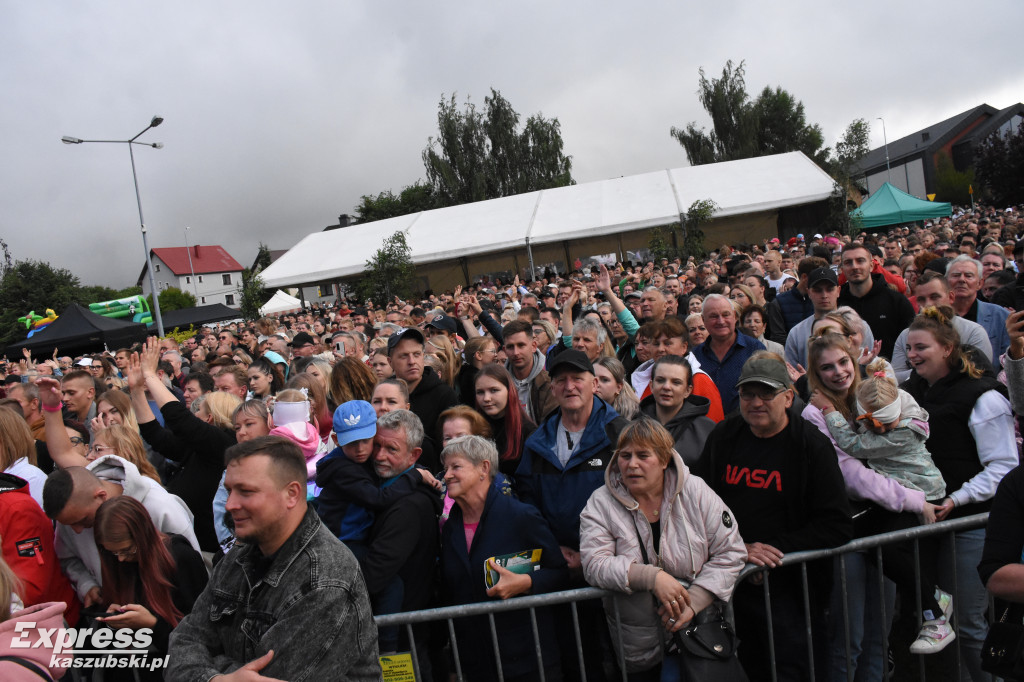 Zespół Baciary w Sierakowicach