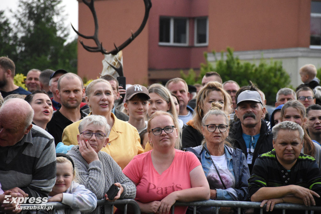 Zespół Baciary w Sierakowicach
