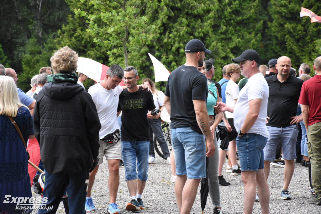 Manifestacja pod hasłem \