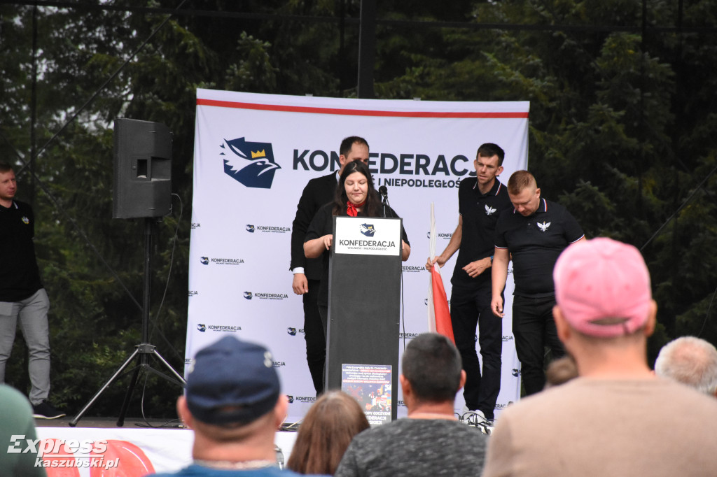 Manifestacja pod hasłem \